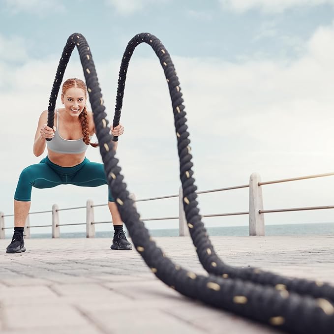 MECCANIXITY Battle Rope 30ft x 1.5 Inch Polyester Workout Rope Heavy Fitness Exercise Rope for Strength Training Home Gym Muscle Building, Black Red