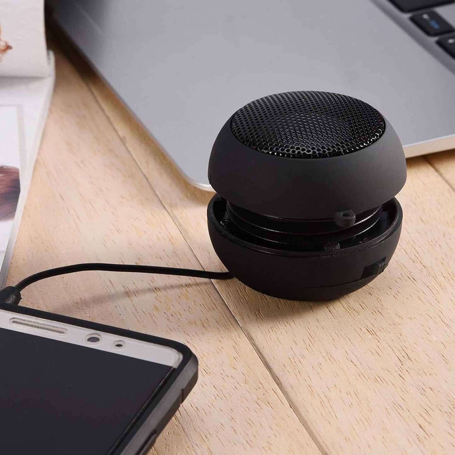 ciciglow 3.5mm MP3, MP4, MP5, 2.0 2.0 1.5in Travel Speaker, Mini Portable Audio Jack Speaker with USB Charging Cable