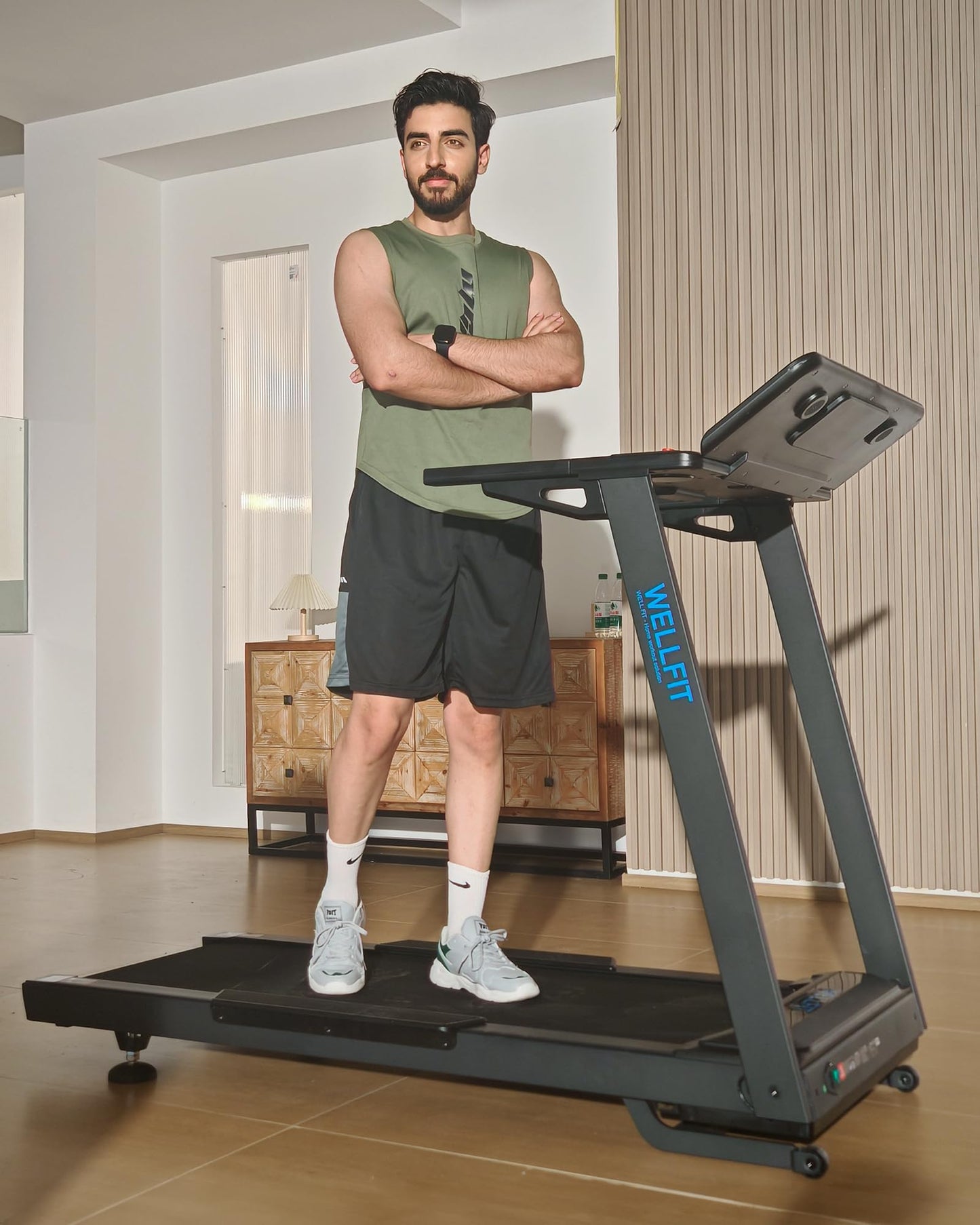 WELLFIT Auto Incline Treadmill, 15% Incline Heavyduty Treadmill with Pulse Sensor, 4.5HP, 10 MPH, 500 lbs Capacity, 20'' x 55'' Running Area Treadmills with Bluetooth Player & LED Display