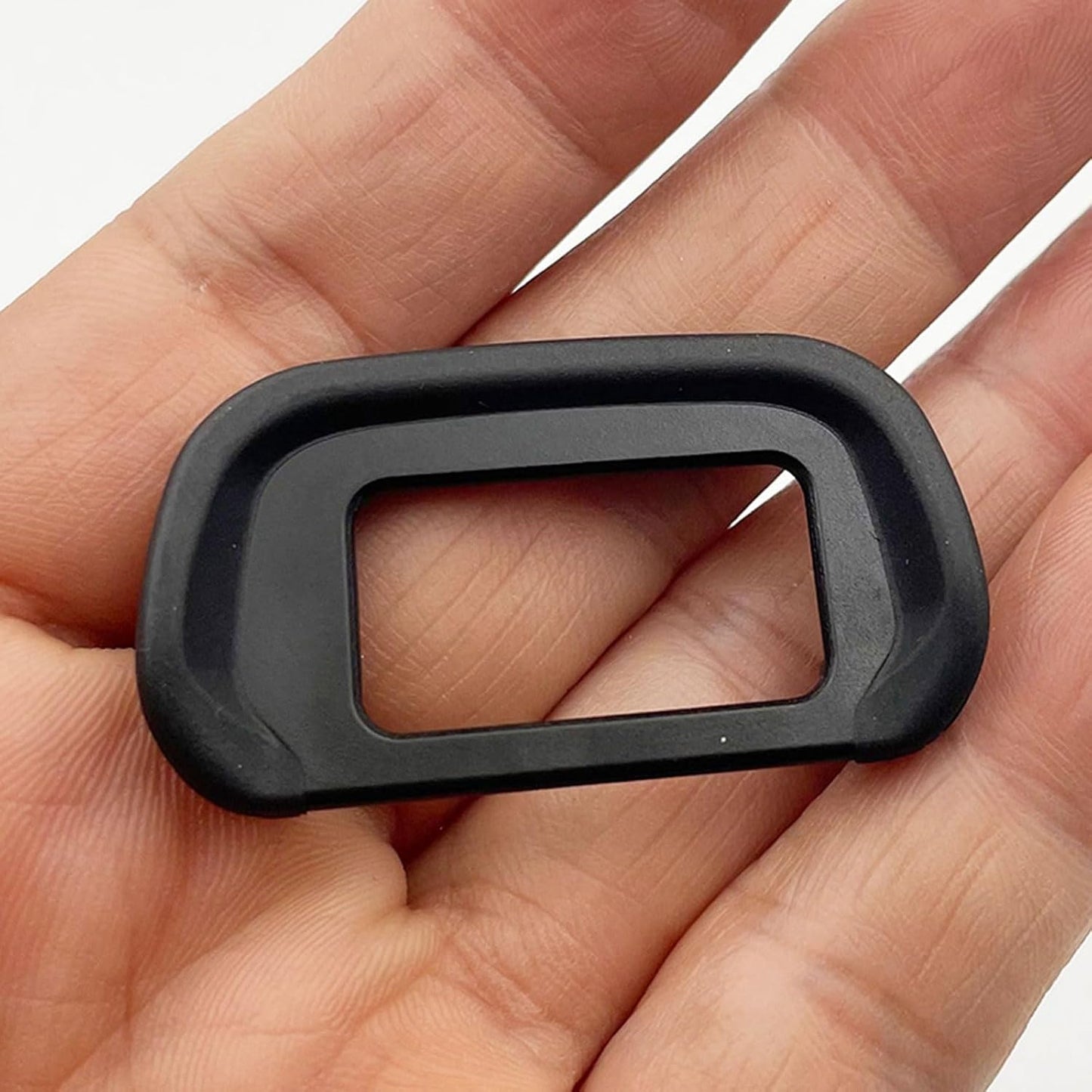 Zeizafa 1PC EOSR10 EOSR10 (OEM) Eyepiece Eyecups View Finders Eye Cup for Eosr Hard Camera Parts Viewfinders Eyecups