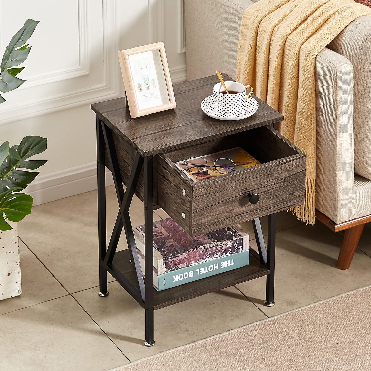 VECELO Nightstand,Modern Bedside End Table, Night Stand with Drawer and Storage Shelf for Living Room Bedroom, Industrial Metal Frame
