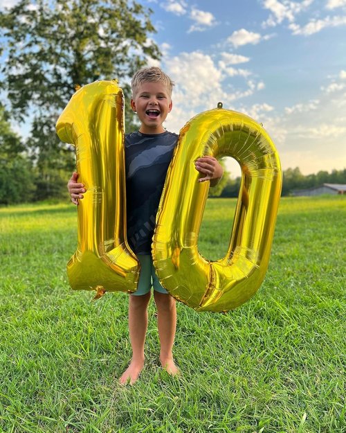 Gold Number 60 Balloon - 40 Inch Giant Foil Decoration for 60th Birthday Party Supplies